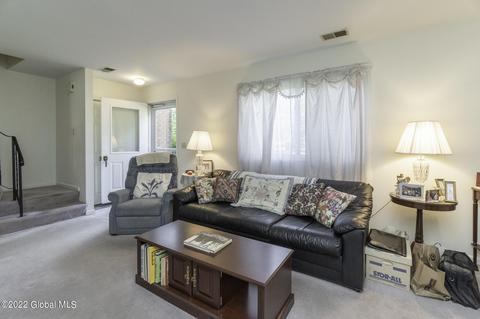 147 Hague Blvd #B, Glenmont, NY 12077 photo 7
