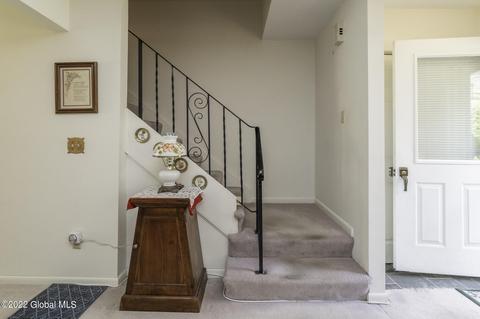 147 Hague Blvd #B, Glenmont, NY 12077 photo 22