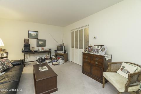 147 Hague Blvd #B, Glenmont, NY 12077 photo 4