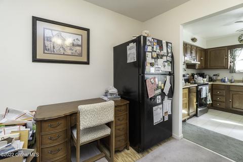 147 Hague Blvd #B, Glenmont, NY 12077 photo 11