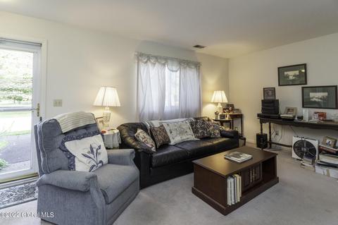 147 Hague Blvd #B, Glenmont, NY 12077 photo 6