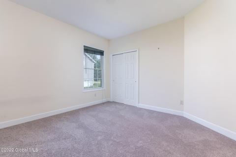 52 Sheldon Dr, Halfmoon, NY 12118 photo 30