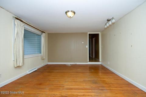 3048 Lone Pine Rd, Schenectady, NY 12303 photo 5