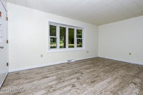 3048 Lone Pine Rd, Schenectady, NY 12303 photo 4