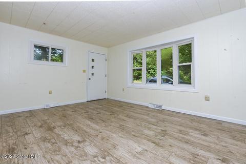 3048 Lone Pine Rd, Schenectady, NY 12303 photo 3