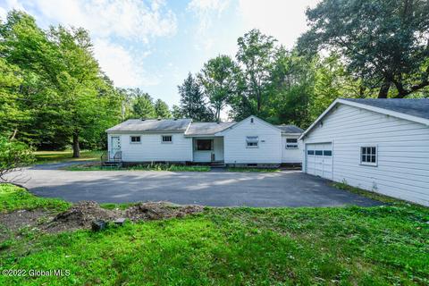 3048 Lone Pine Rd, Schenectady, NY 12303 photo 2