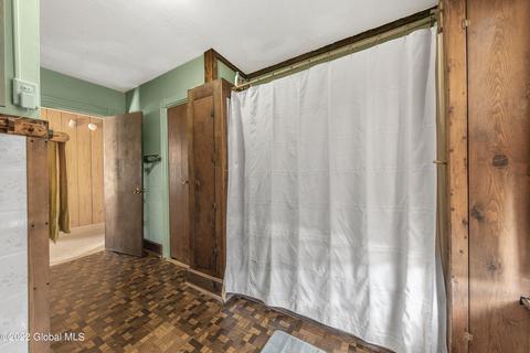 463 Cedar St, Schenectady, NY 12306 photo 18