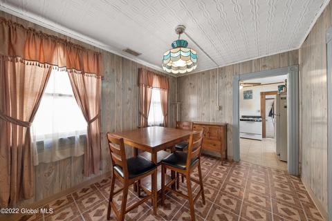463 Cedar St, Schenectady, NY 12306 photo 4