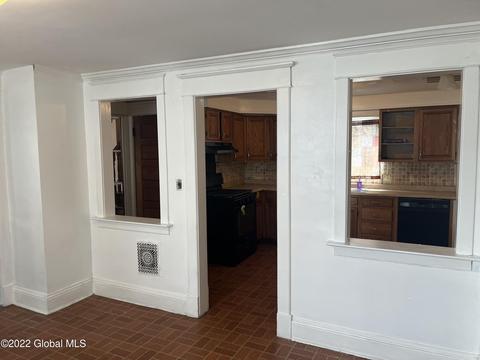 1826 Becker St, Schenectady, NY 12304 photo 19