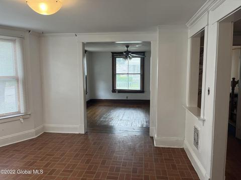 1826 Becker St, Schenectady, NY 12304 photo 18