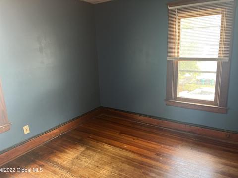 1826 Becker St, Schenectady, NY 12304 photo 35