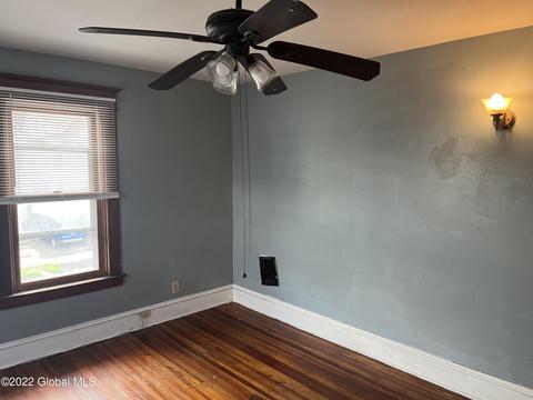 1826 Becker St, Schenectady, NY 12304 photo 39