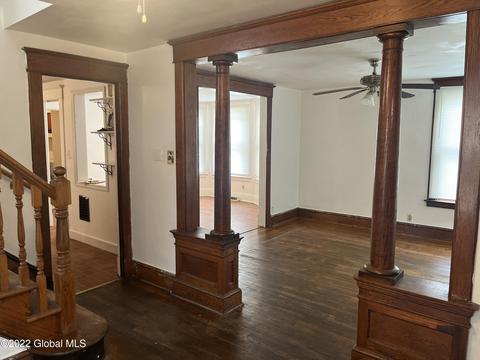 1826 Becker St, Schenectady, NY 12304 photo 5