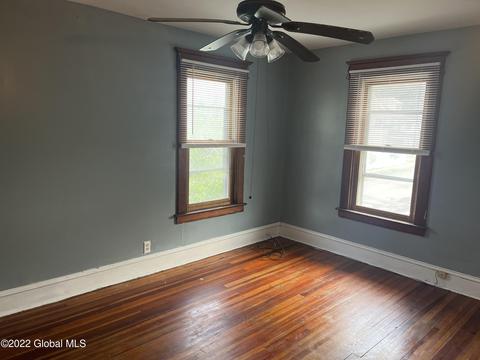 1826 Becker St, Schenectady, NY 12304 photo 38