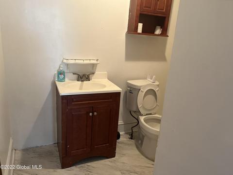 1826 Becker St, Schenectady, NY 12304 photo 27