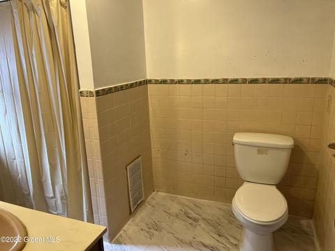 1826 Becker St, Schenectady, NY 12304 photo 34