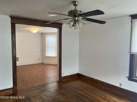 1826 Becker St, Schenectady, NY 12304 photo 10