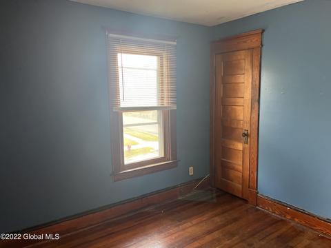 1826 Becker St, Schenectady, NY 12304 photo 37
