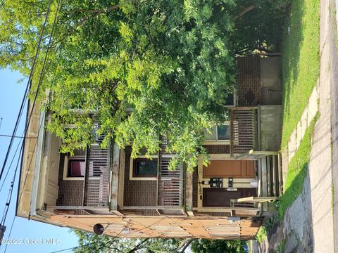 528 Lang St, Schenectady, NY 12308 photo 1