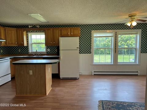 569 E Lake Rd, Argyle, NY 12809 photo 7