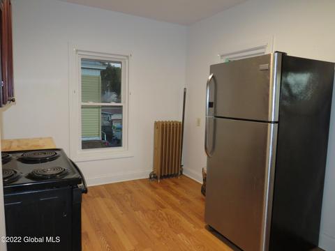 16 E Faville Ave, Dolgeville, NY 13329
