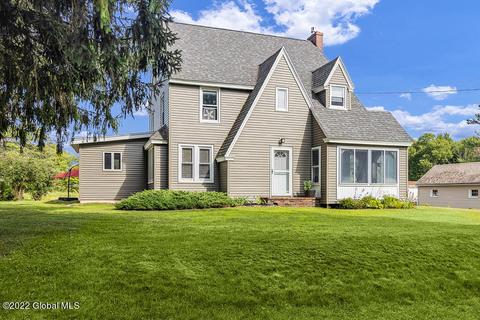 140 Easterly St, Johnstown, NY 12078 photo 3