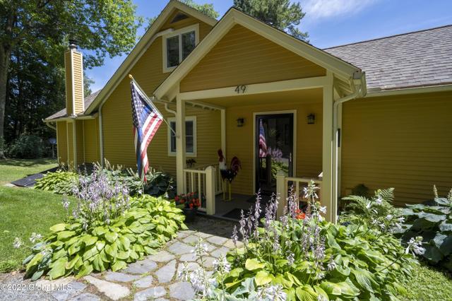 49 Loch Hame Way, Westport, NY 12993