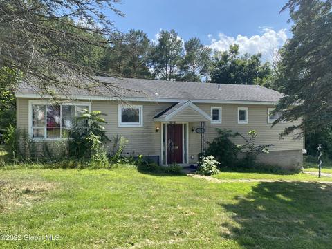 2 E Sixth Ave, Johnstown, NY 12095 photo 1