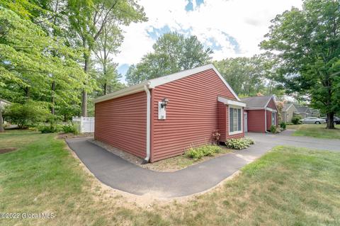 28 Chestnut Rd, Delmar, NY 12054 photo 26