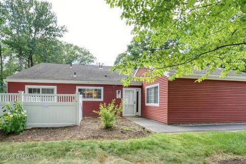 28 Chestnut Rd, Delmar, NY 12054 photo 1