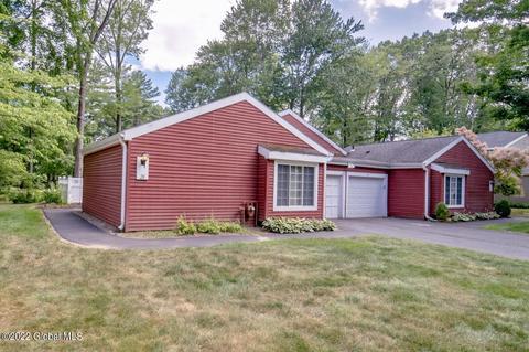 28 Chestnut Rd, Delmar, NY 12054 photo 2