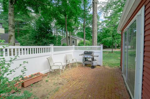 28 Chestnut Rd, Delmar, NY 12054 photo 24