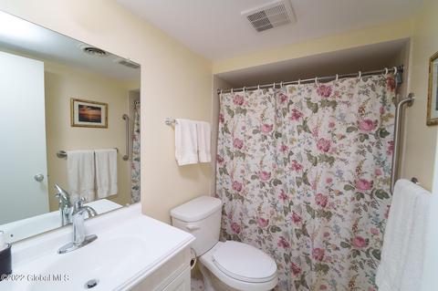 28 Chestnut Rd, Delmar, NY 12054 photo 20