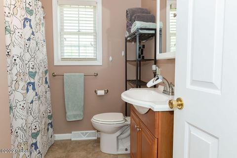 33 Squire Rd, Schenectady, NY 12304 photo 39