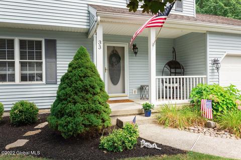 33 Squire Rd, Schenectady, NY 12304 photo 2