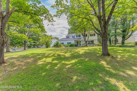 42 Brightonwood Rd, Glenmont, NY 12077 photo 4