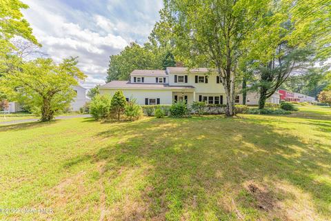 42 Brightonwood Rd, Glenmont, NY 12077 photo 2