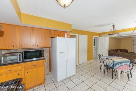 42 Brightonwood Rd, Glenmont, NY 12077 photo 19