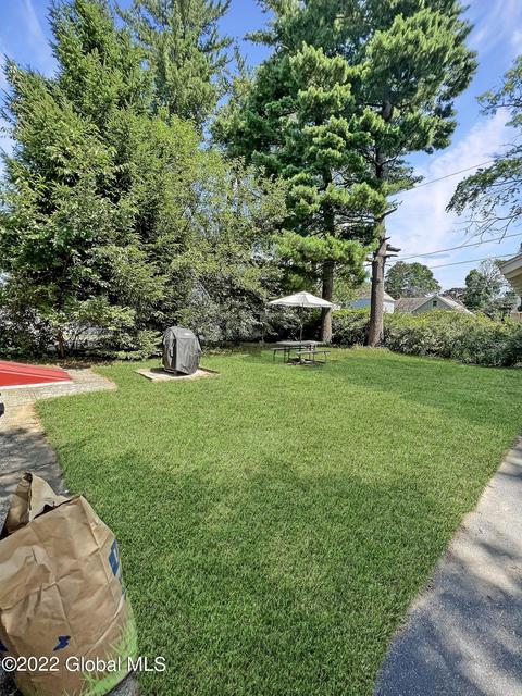 28 Eastholm Rd, Schenectady, NY 12304 photo 6