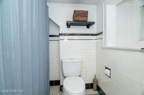 71 Eastholm Rd, Schenectady, NY 12304 photo 22