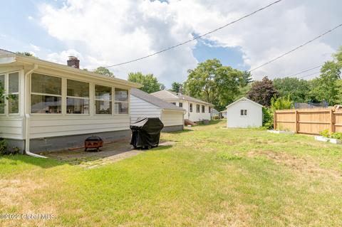 75 The Crossway, Delmar, NY 12054 photo 5