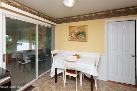 75 The Crossway, Delmar, NY 12054 photo 15