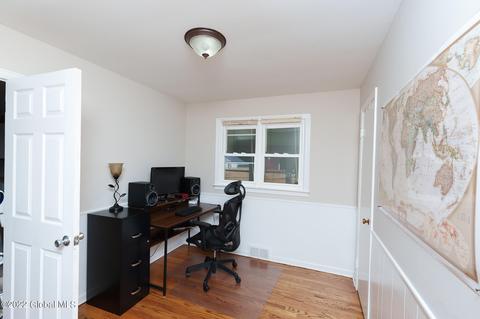 75 The Crossway, Delmar, NY 12054 photo 8