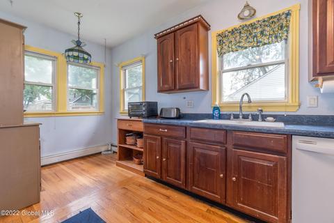 1458 Sumner Ave, Schenectady, NY 12309 photo 8