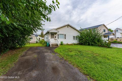 2483 Augustine Ave, Schenectady, NY 12306 photo 3