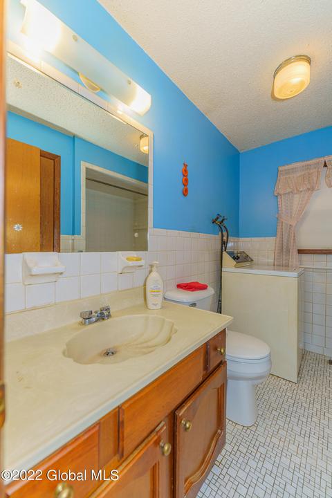 2483 Augustine Ave, Schenectady, NY 12306 photo 14