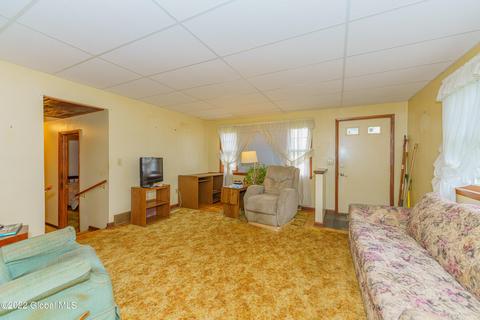 2483 Augustine Ave, Schenectady, NY 12306 photo 4