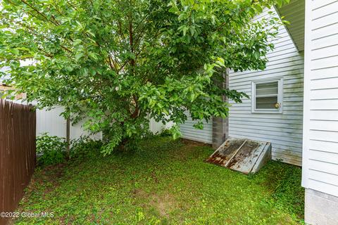2483 Augustine Ave, Schenectady, NY 12306 photo 18