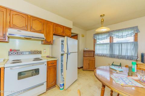 2483 Augustine Ave, Schenectady, NY 12306 photo 8