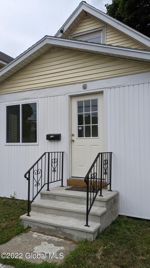 2139 Van Vranken Ave, Schenectady, NY 12308 photo 2